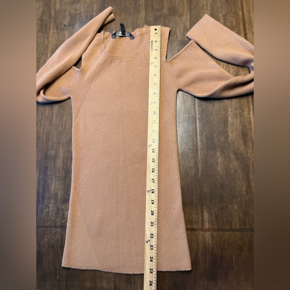 BCBGMaxAzria Cold Shoulder Sweater Womens SZ S Brown Wool Cashmere Blend Dressy - Picture 8 of 8